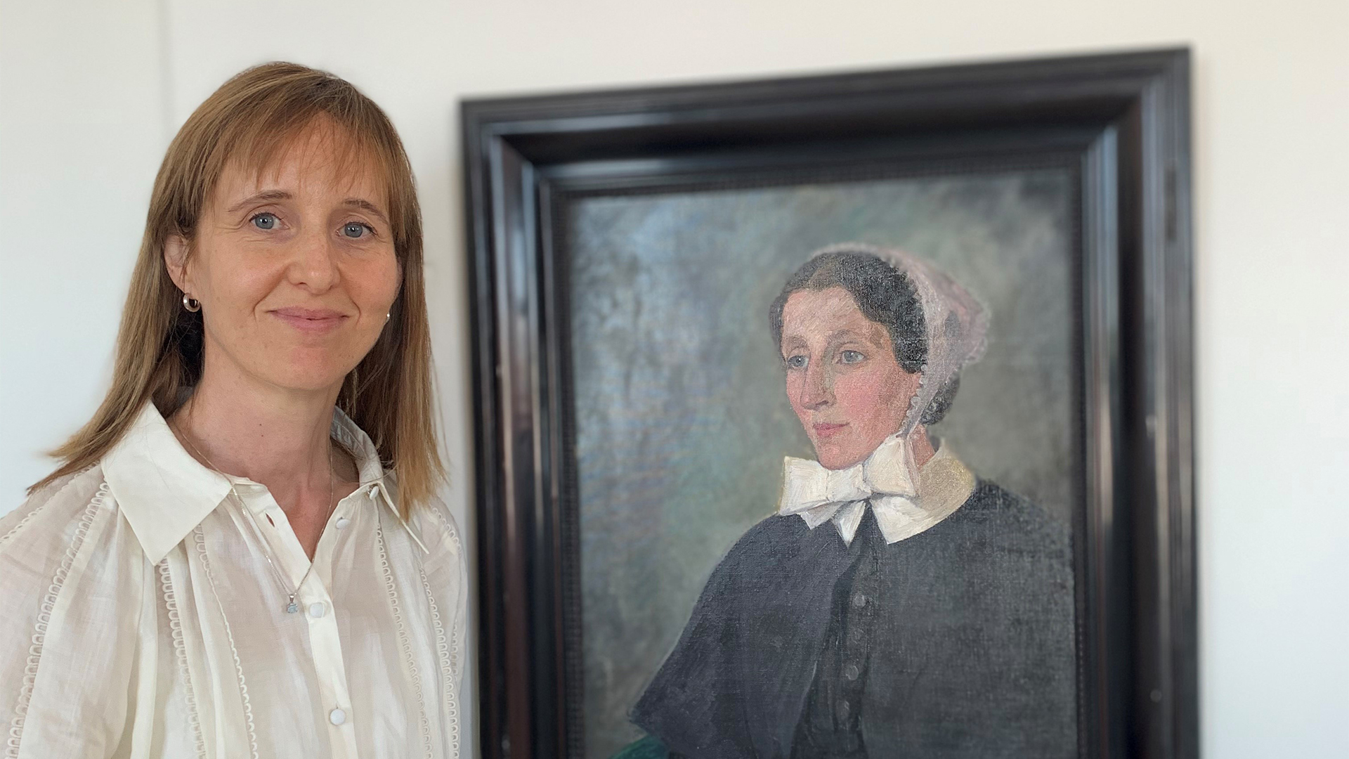 Porträttbild Amelie Edlund konstcurator