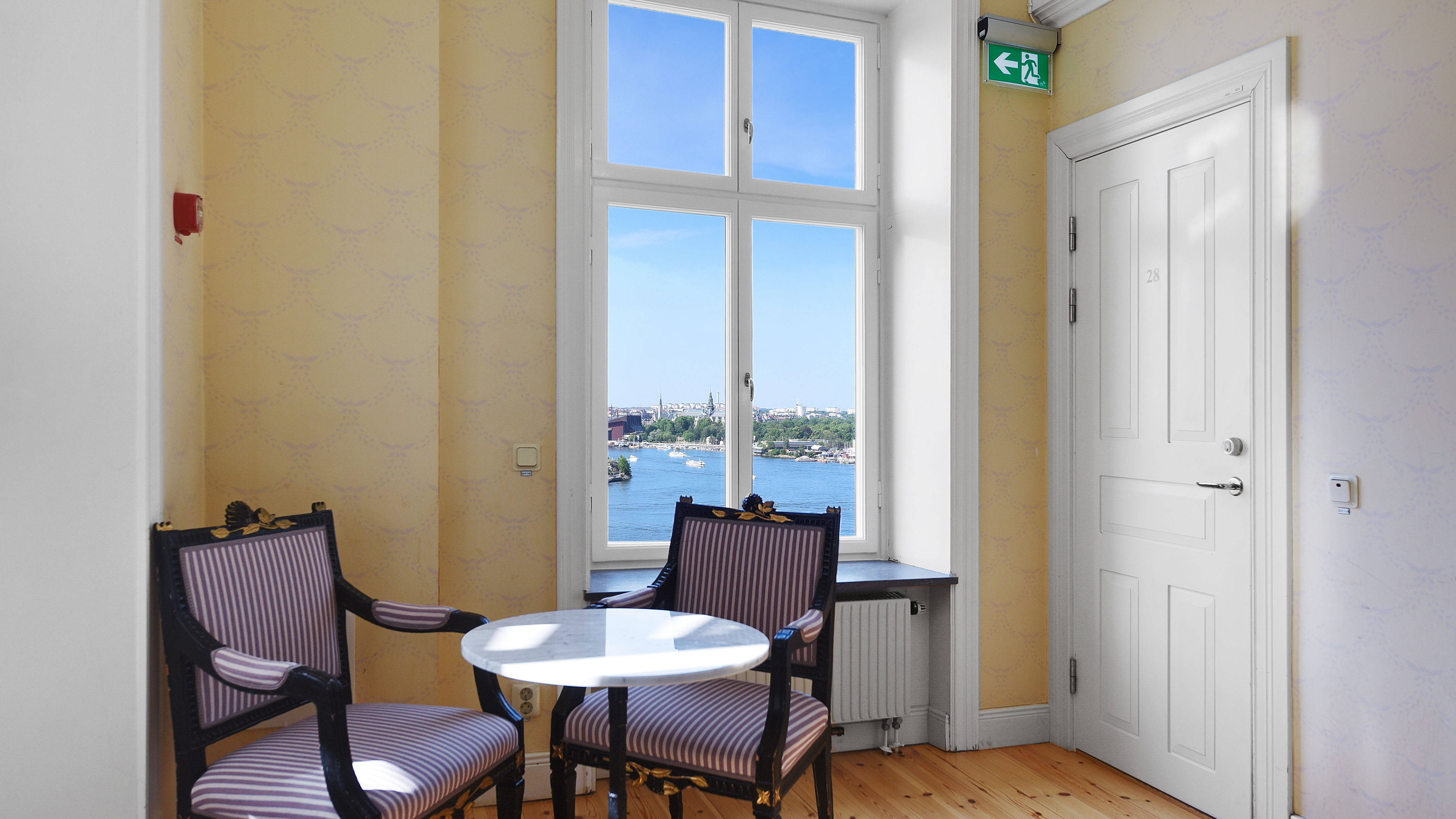 Loungen på föreståndarvåningen på Ersta hotell