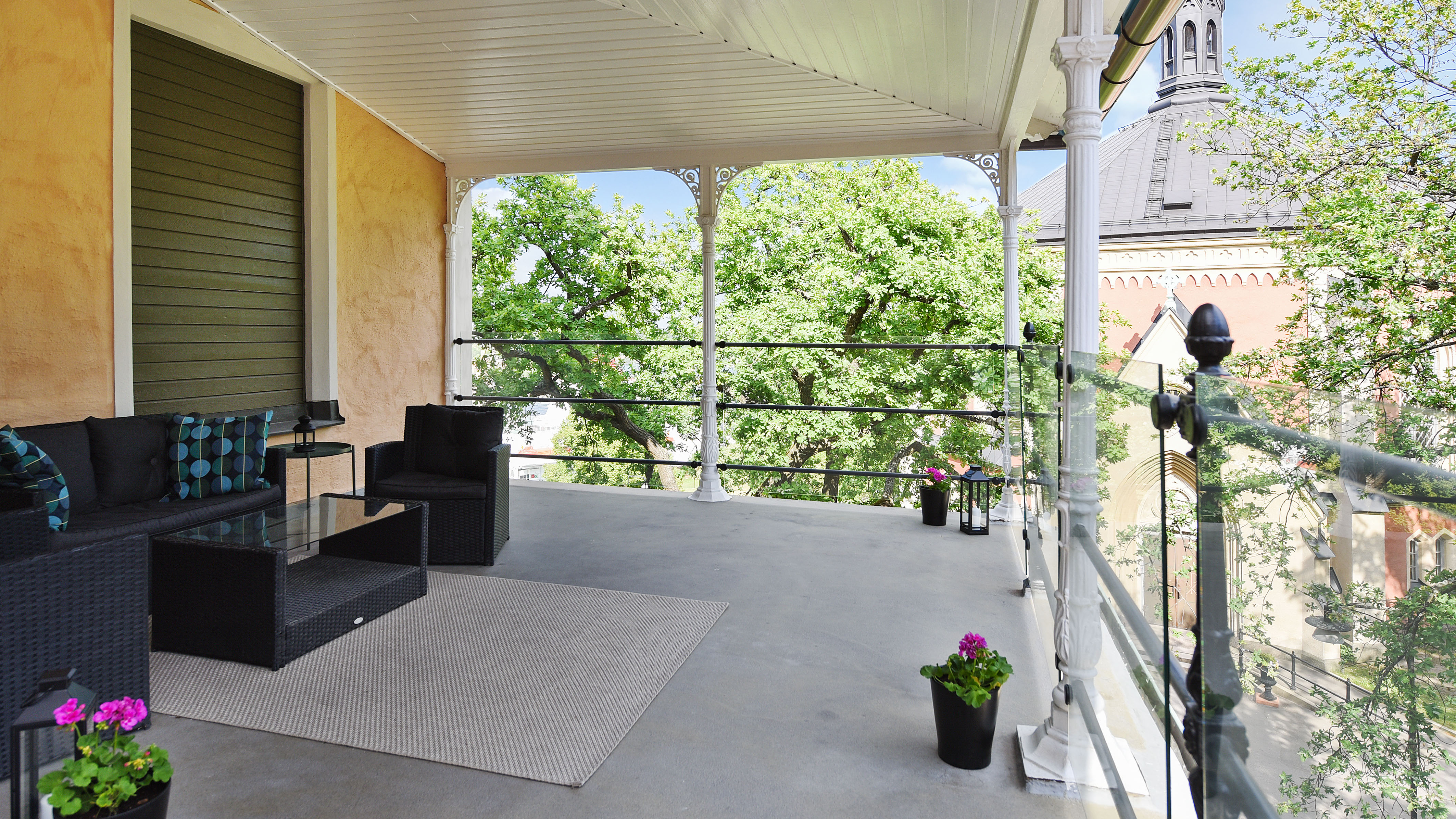 Terrass på systervåningen på Ersta hotell