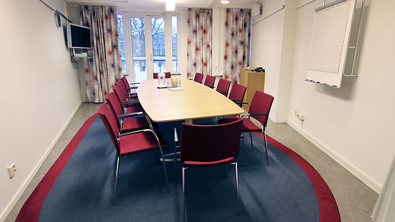 Board seating in Syster Elsas rum