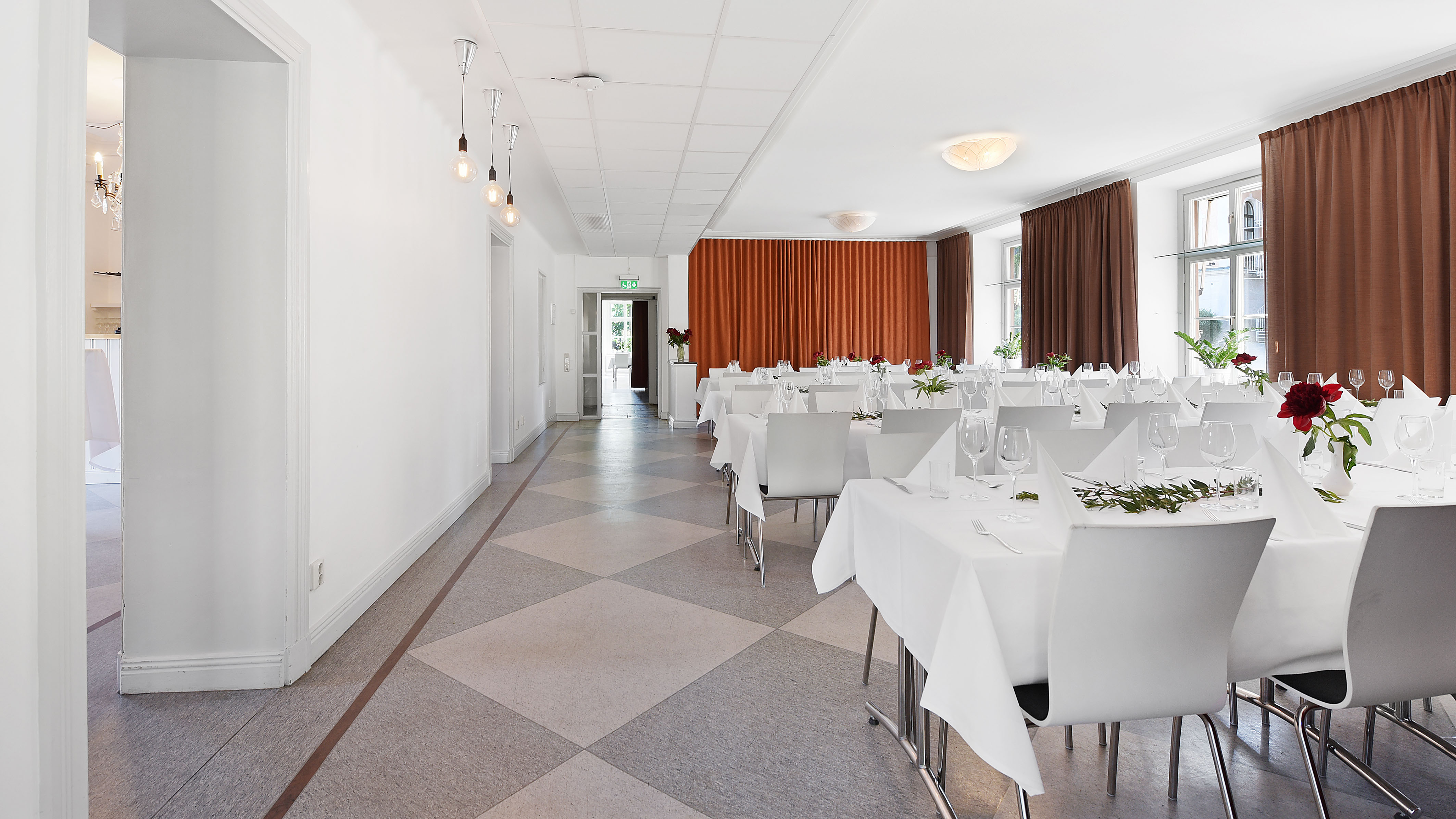 Stora salongen på Ersta terras rymmer 80 sittande gäster