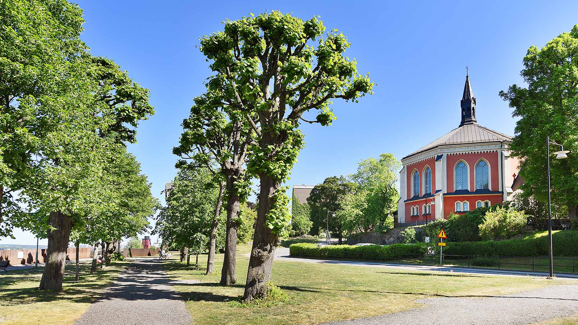 Ersta kyrka och park