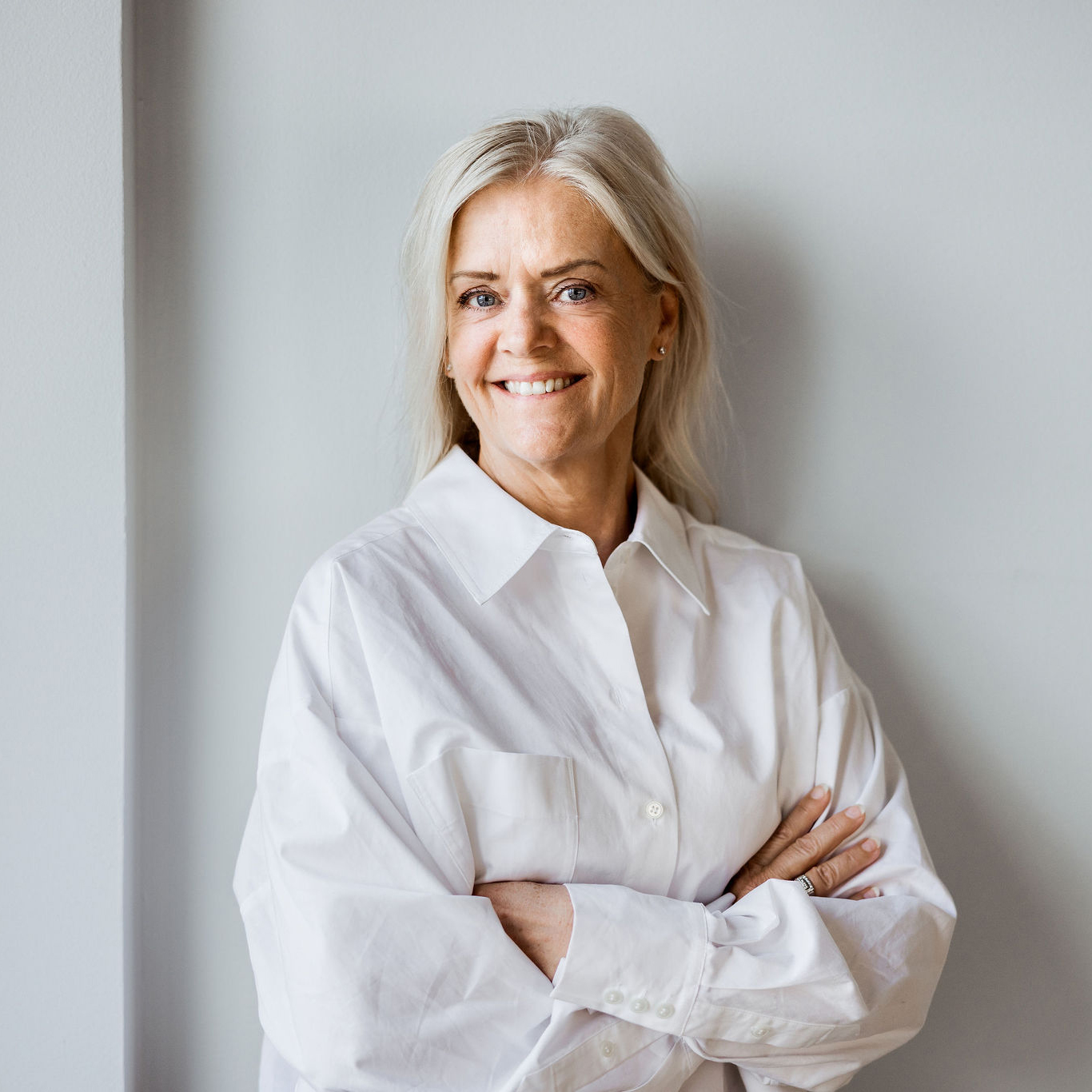 Carolen_Ytander_fotograf_Lina_Brostrom_ 400x400.jpg