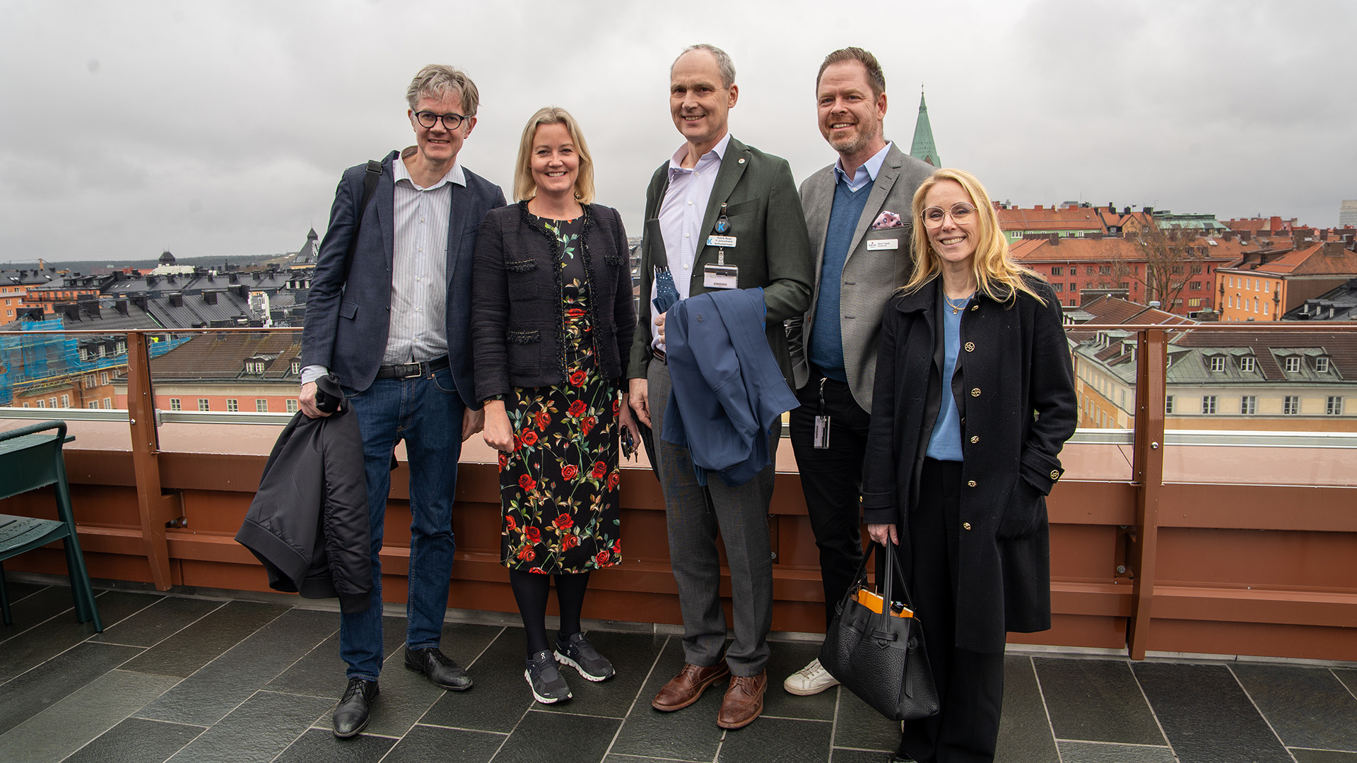 Gruppfoto plan 8 Karolinska webb.jpg