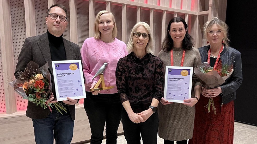 På bilden: Järfälla kommun representerades av från vänster: Mikael Skaghammar, Enhetschef på preventionsenheten och Lisa Wells som är gruppledare och har samordnat det ANDTS-preventiva arbetet sedan 2018. CAN:s direktör Charlotta Rehnman. Ersta Vändpunkten representerades av Jeanette Svensson, socionom och leg psykoterapeut, och Cecilia Wänlund Wallén, terapeut och konsulent.